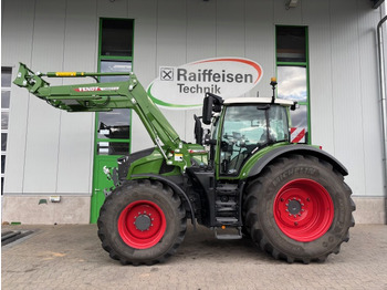 Farm tractor FENDT 700 Vario