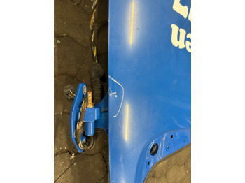 Cab and interior for Truck MERCEDES RIGHT DOOR A9607202403: picture 3
