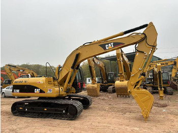 Crawler excavator CATERPILLAR 320C: picture 3