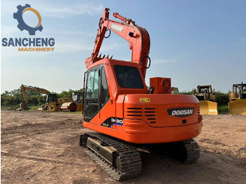 Crawler excavator DOOSAN DH80 Mini Excavator: picture 2