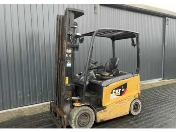 Electric forklift CATERPILLAR EP