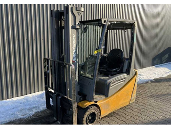 Electric forklift JUNGHEINRICH EFG