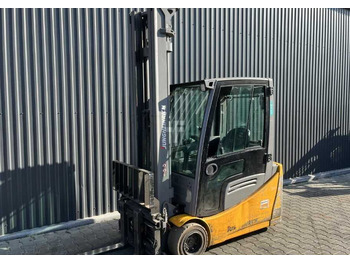 Electric forklift JUNGHEINRICH EFG