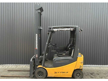 Electric forklift Jungheinrich EFG318k: picture 2