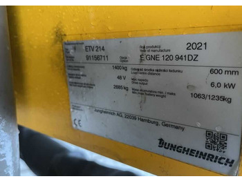 Reach truck Jungheinrich ETV214: picture 4