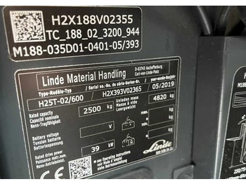 LPG forklift Linde H25T-02/600: picture 4