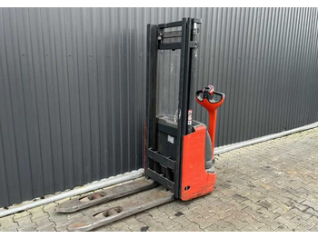 Stacker LINDE L12