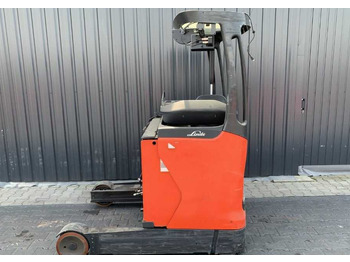 Reach truck Linde R14-01: picture 2 Reach truck Linde R14-01: picture 2