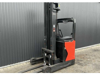 Reach truck LINDE R16
