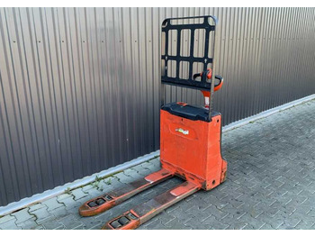 Pallet truck LINDE T16