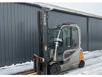 Electric forklift STILL RX60
