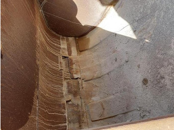 Excavator bucket Liebherr SW77 - R954C: picture 5 Excavator bucket Liebherr SW77 - R954C: picture 5