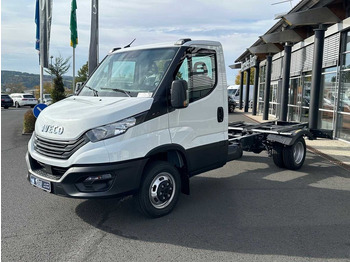 Cab chassis truck Iveco Daily 50C18 3.0L *R3750mm*Navi*Klima* 3x: picture 3