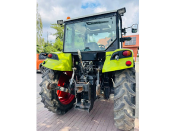 Farm tractor Claas Axos 330: picture 5