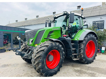 Farm tractor FENDT 828 Vario