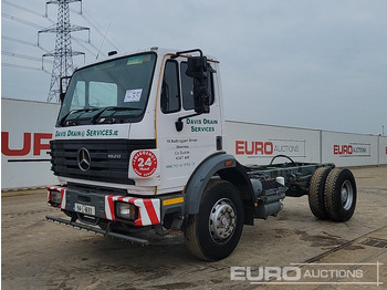 Cab chassis truck MERCEDES-BENZ