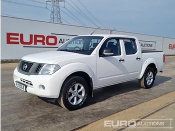 Pickup truck NISSAN Navara