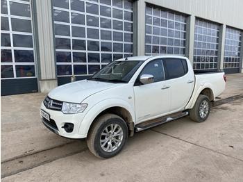 Car 2015 Mitsubishi L200: picture 1