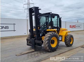 Rough terrain forklift JCB