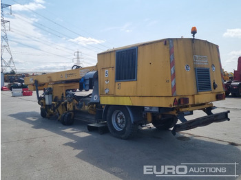 Snow blower Bucher Schorling P21 Single Axle Runway Sweeper, Snow Clearing Brush, Snow Blower, Dryer: picture 3