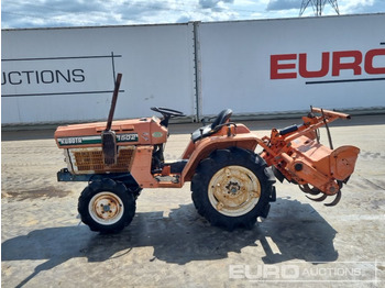 Compact tractor Kubota B1502: picture 2