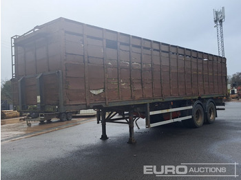 Livestock semi-trailer