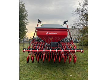 Seed drill KVERNELAND