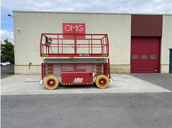 Scissor lift