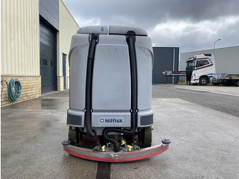 Scrubber dryer Nilfisk SC6500 1100C, Veeg- Schrobmachine: picture 3