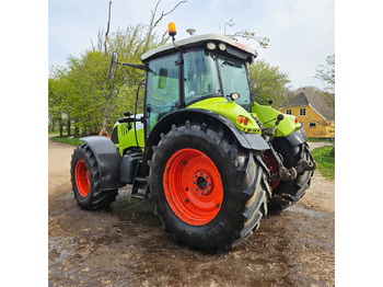 Farm tractor Claas Arion 640: picture 3
