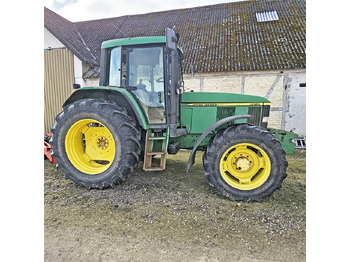 Farm tractor JOHN DEERE 6610