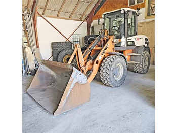 Wheel loader Terex TL100: picture 2