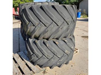 Farm tractor