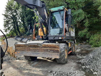 Wheel excavator Volvo EW 160E: picture 3