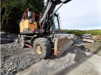 Wheel excavator Volvo EW 160E: picture 2