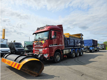 Tipper Sisu Polar 625 76tn tienhoitoauto: picture 4