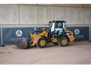 Wheel loader CATERPILLAR 906H