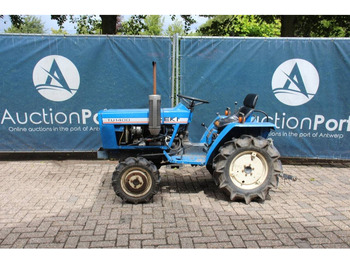 Farm tractor ISEKI