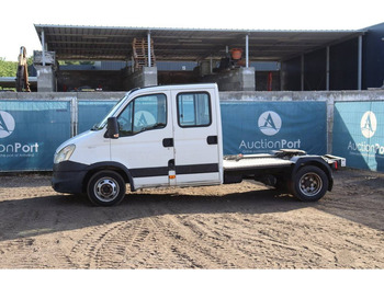Cab chassis truck IVECO Daily 35C17