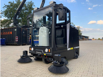 Road sweeper