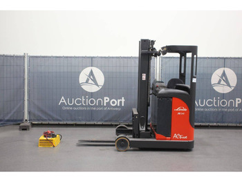 Reach truck Linde R14: picture 2 Reach truck Linde R14: picture 2