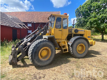 Wheel loader VOLVO L90