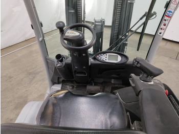 Electric forklift STILL RX60-25: picture 3