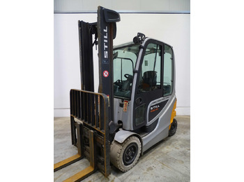 Electric forklift STILL RX60