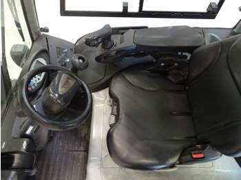 Electric forklift STILL RX60-40: picture 3