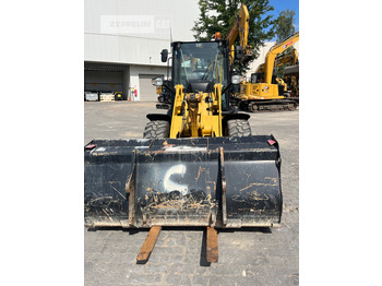 Wheel loader Cat 907M: picture 2