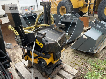 Quick coupler
