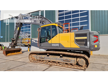 Crawler excavator Volvo EC200E: picture 2
