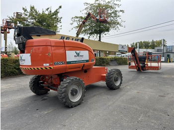Telescopic boom JLG