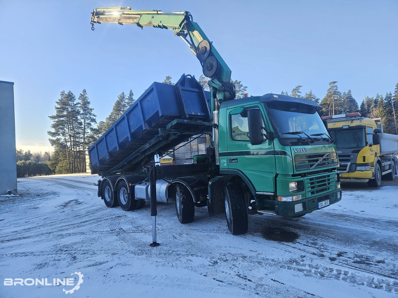 2002 Volvo FM12 8x4 Cable lift + Crane HMF - Cable system truck, Crane truck: picture 1 2002 Volvo FM12 8x4 Cable lift + Crane HMF - Cable system truck, Crane truck: picture 1